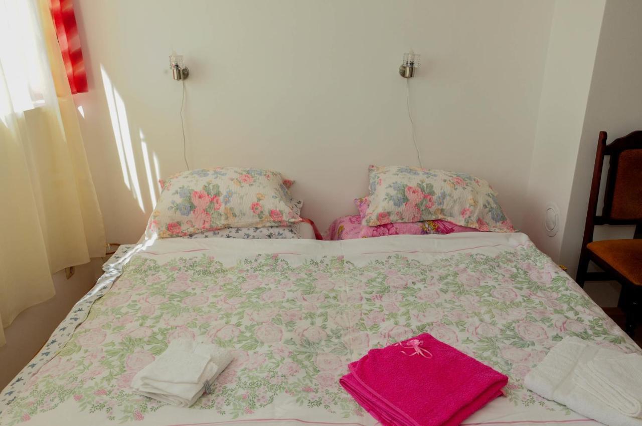 Apartment Daca Stan Belgrade Room photo